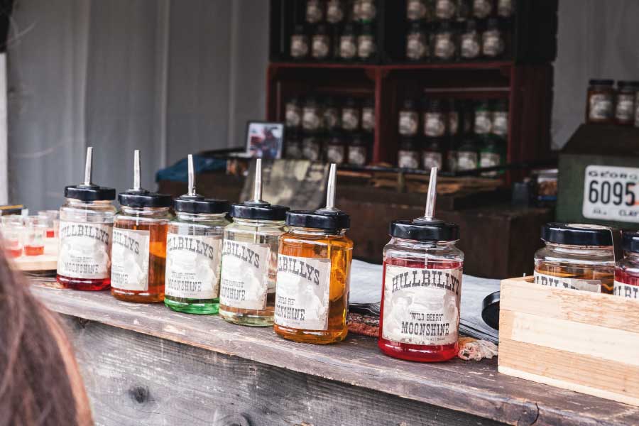 hillbillys moonshine